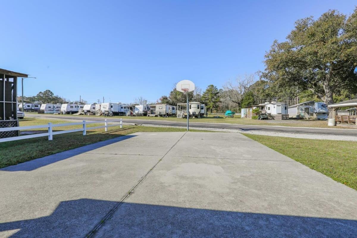 2Br Pet Friendly Home In Sneads Ferry With Parking מראה חיצוני תמונה