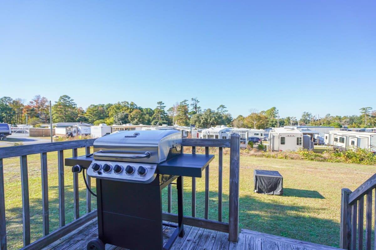 2Br Pet Friendly Home In Sneads Ferry With Parking מראה חיצוני תמונה